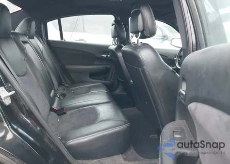 2011 Chrysler 200 S из США, поврежденный, VIN 1C3BC8FG3BN566943